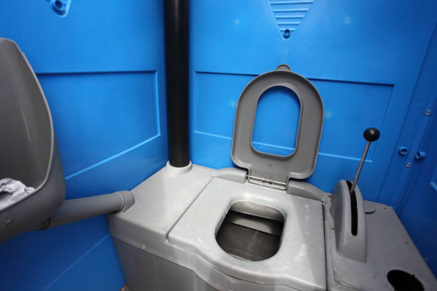 Best Porta potty delivery and setup  in Somerville, TX